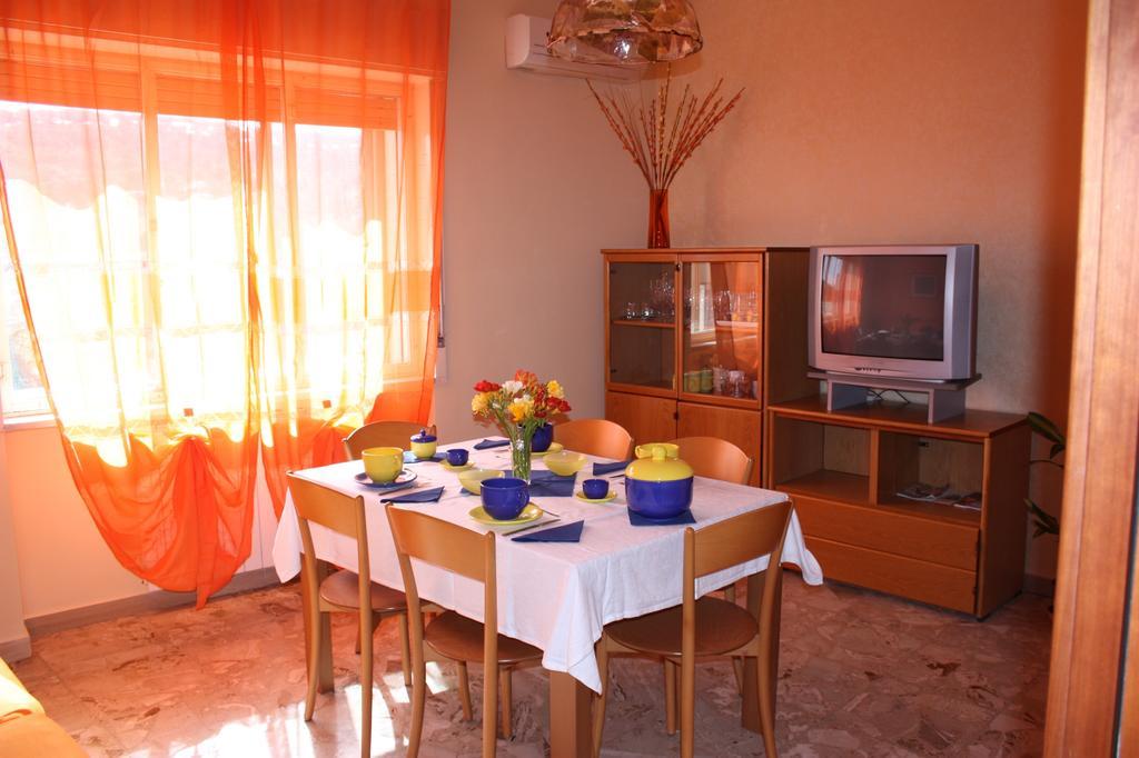 Bed And Breakfast Luna Chiara Πιάτσα Αρμερίνα Εξωτερικό φωτογραφία